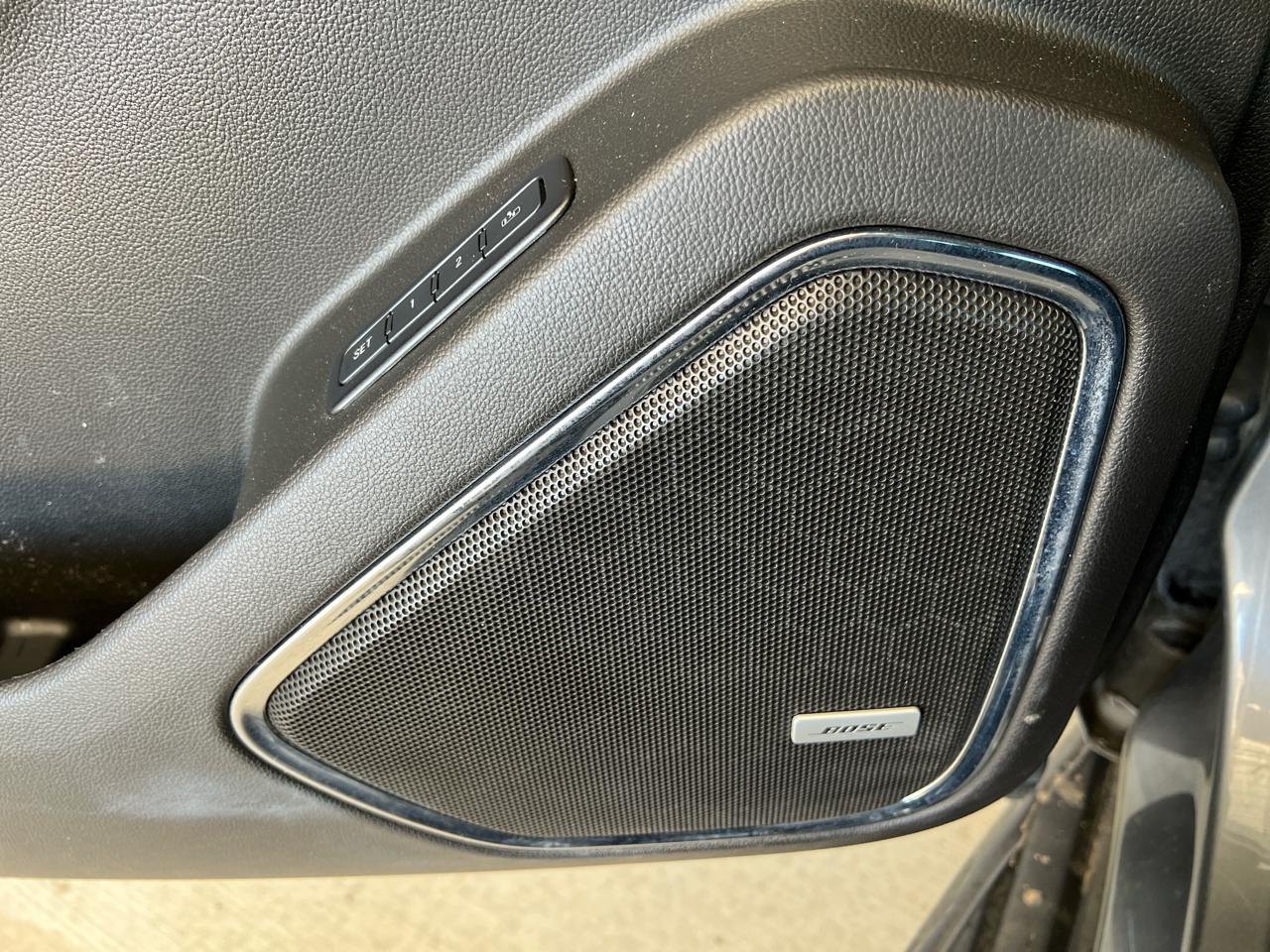 Chevrolet Suburban  2018