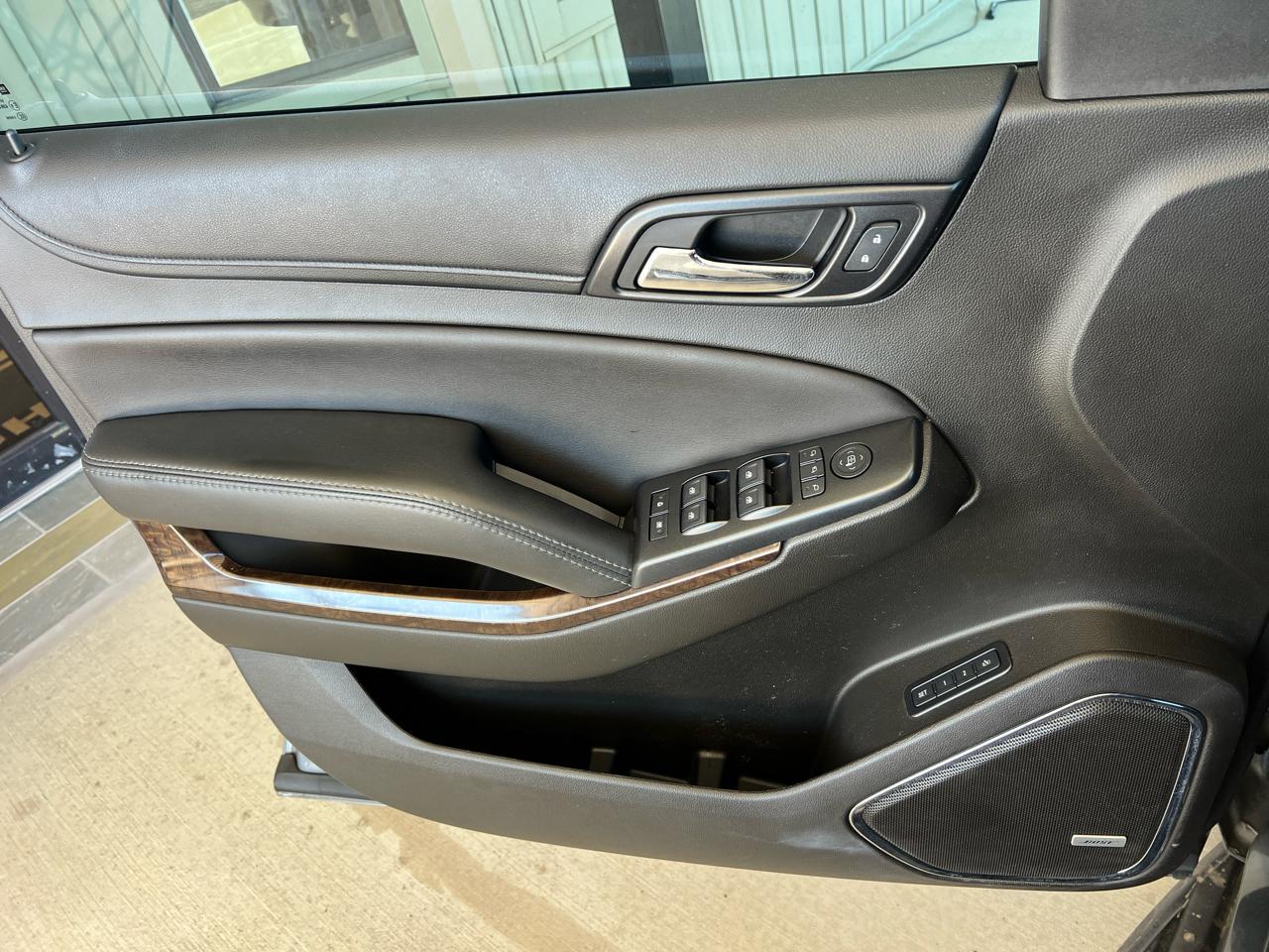 Chevrolet Suburban  2018