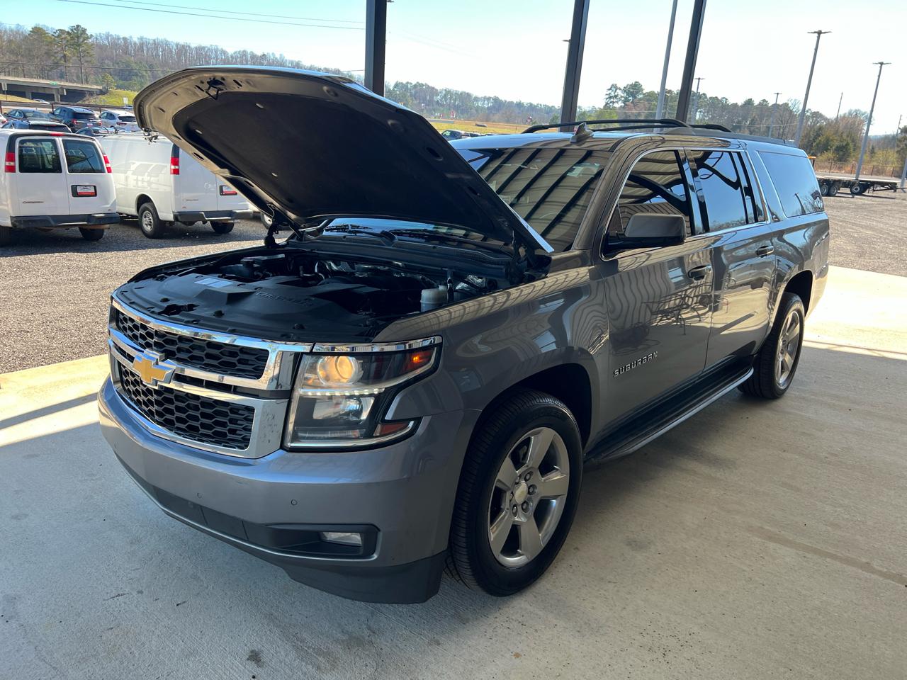 Chevrolet Suburban  2018