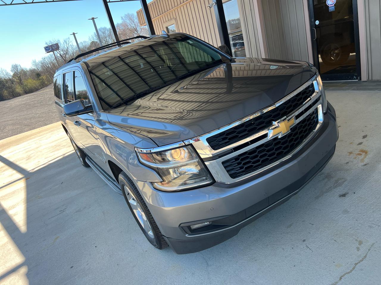 Chevrolet Suburban  2018