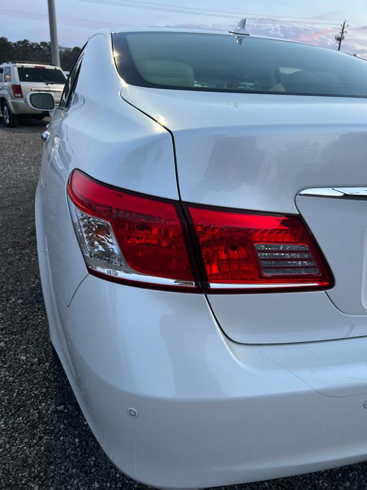 Lexus ES 350  2011