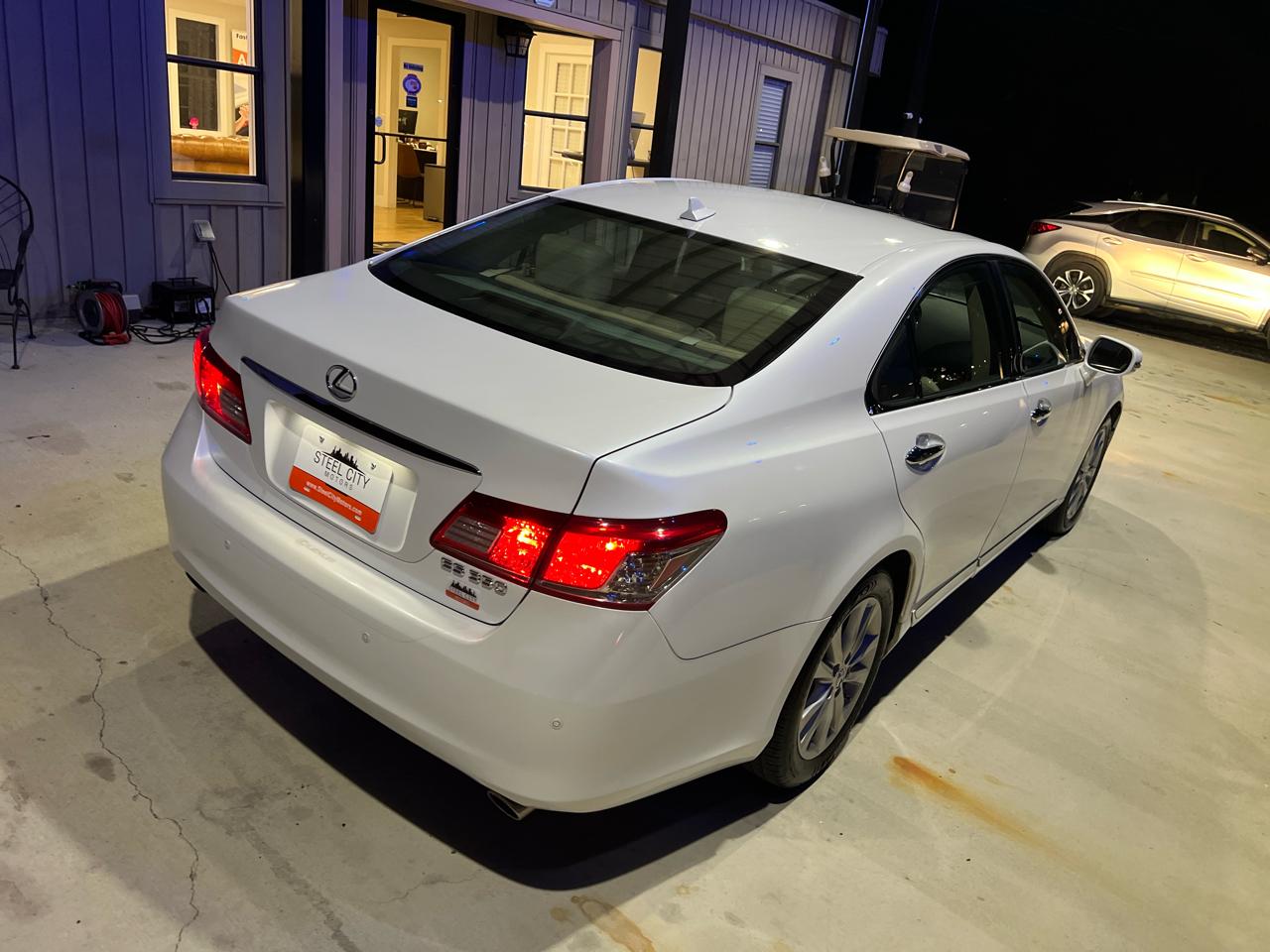 Lexus ES 350  2011