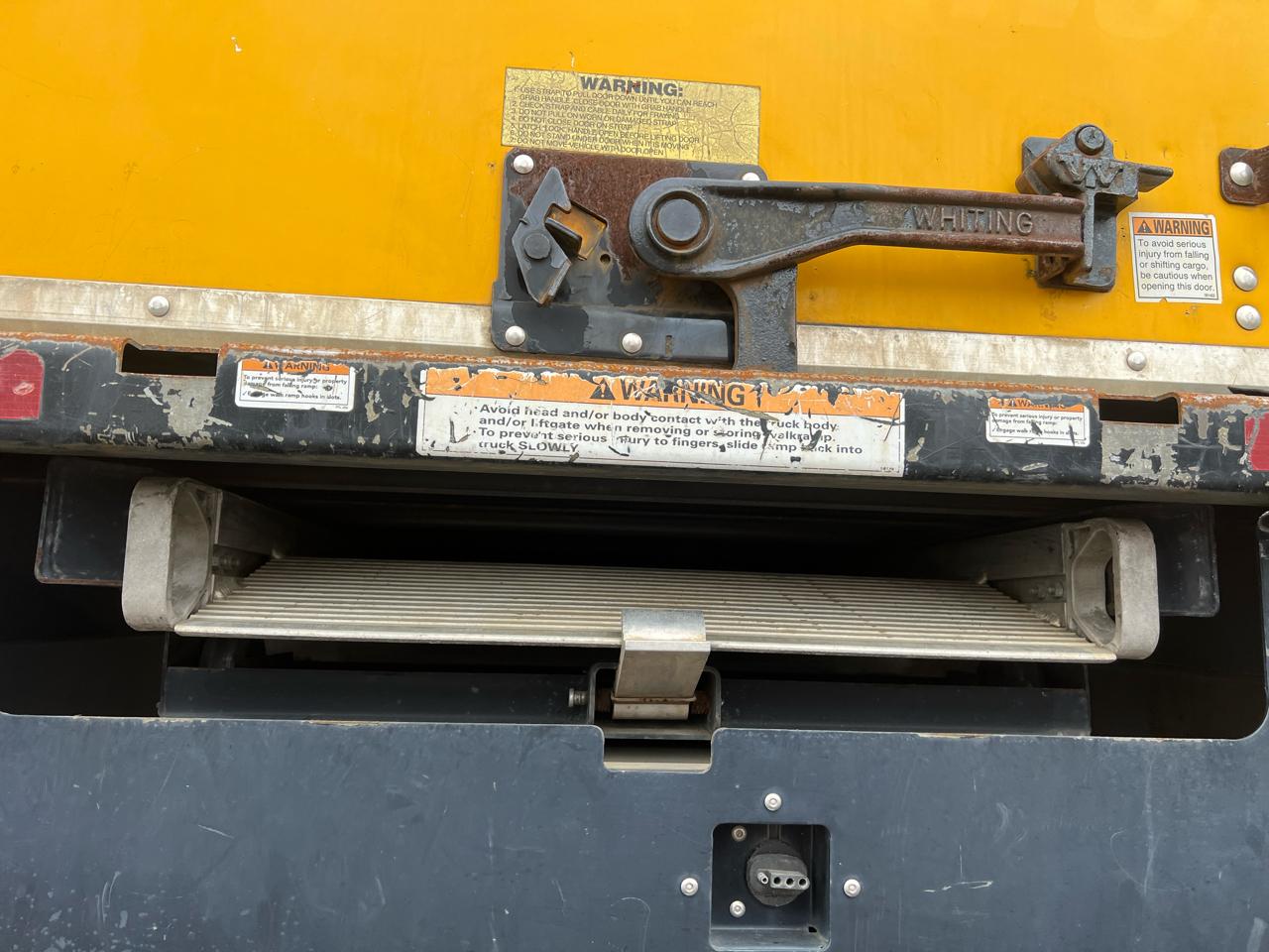 GMC Savana 3500 2016