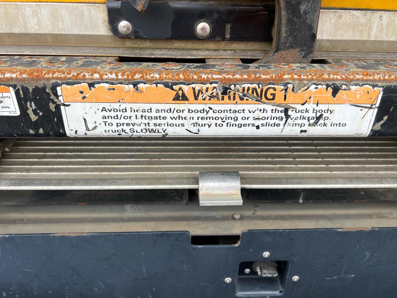 GMC Savana 3500 2016