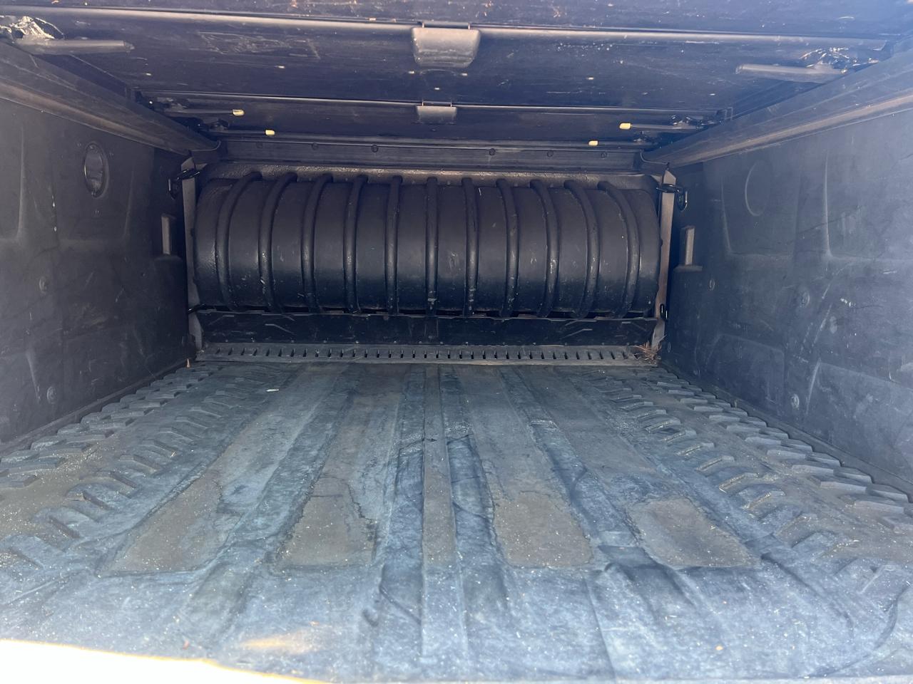 Chevrolet Avalanche 1500 LS 2005