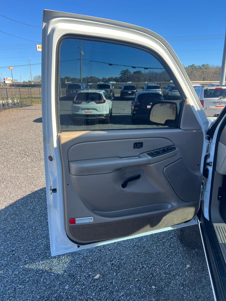 Chevrolet Avalanche 1500 LS 2005