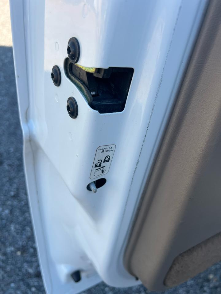 Chevrolet Avalanche 1500 LS 2005