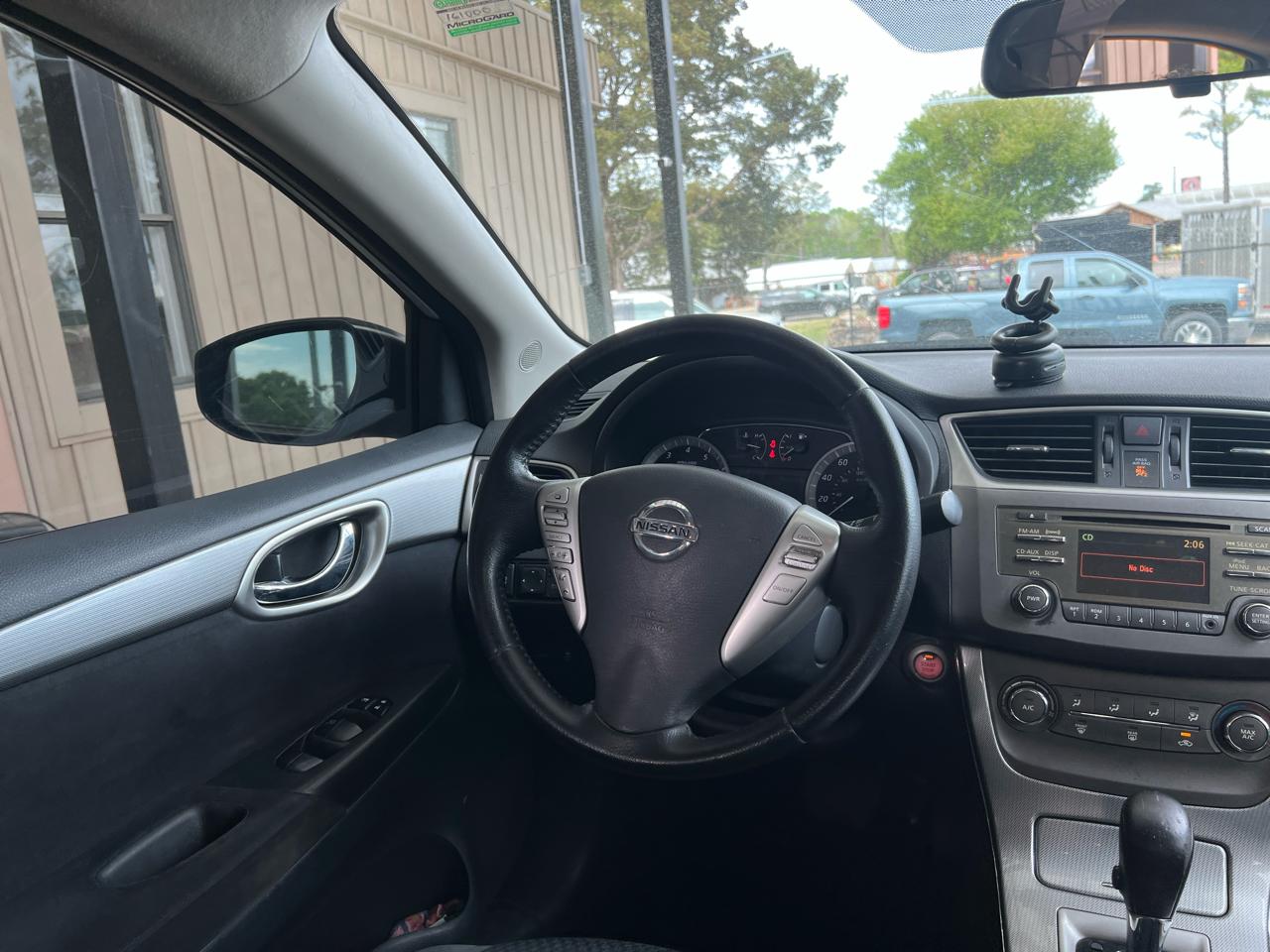 Nissan Sentra  2014