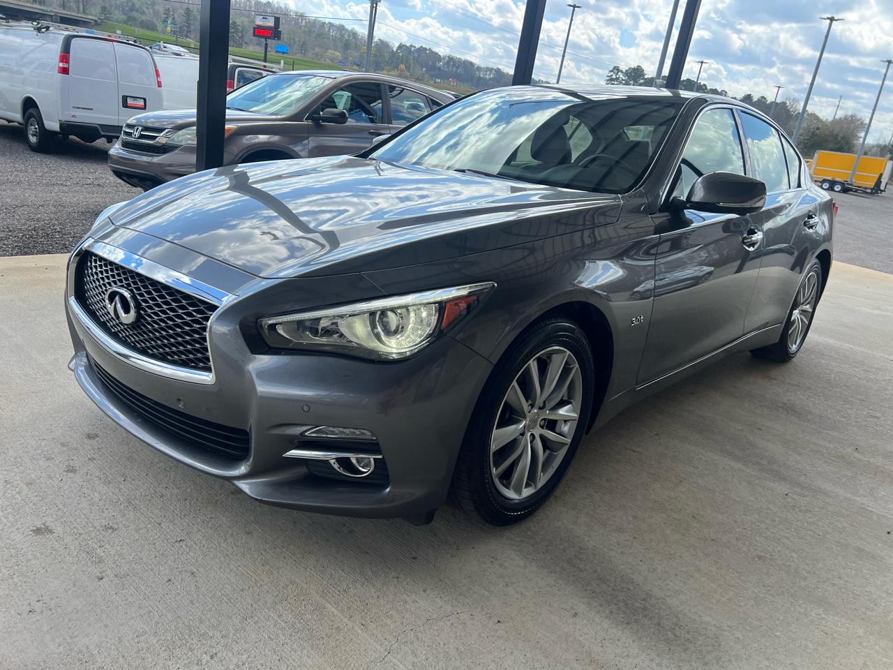 Infiniti Q50  2016