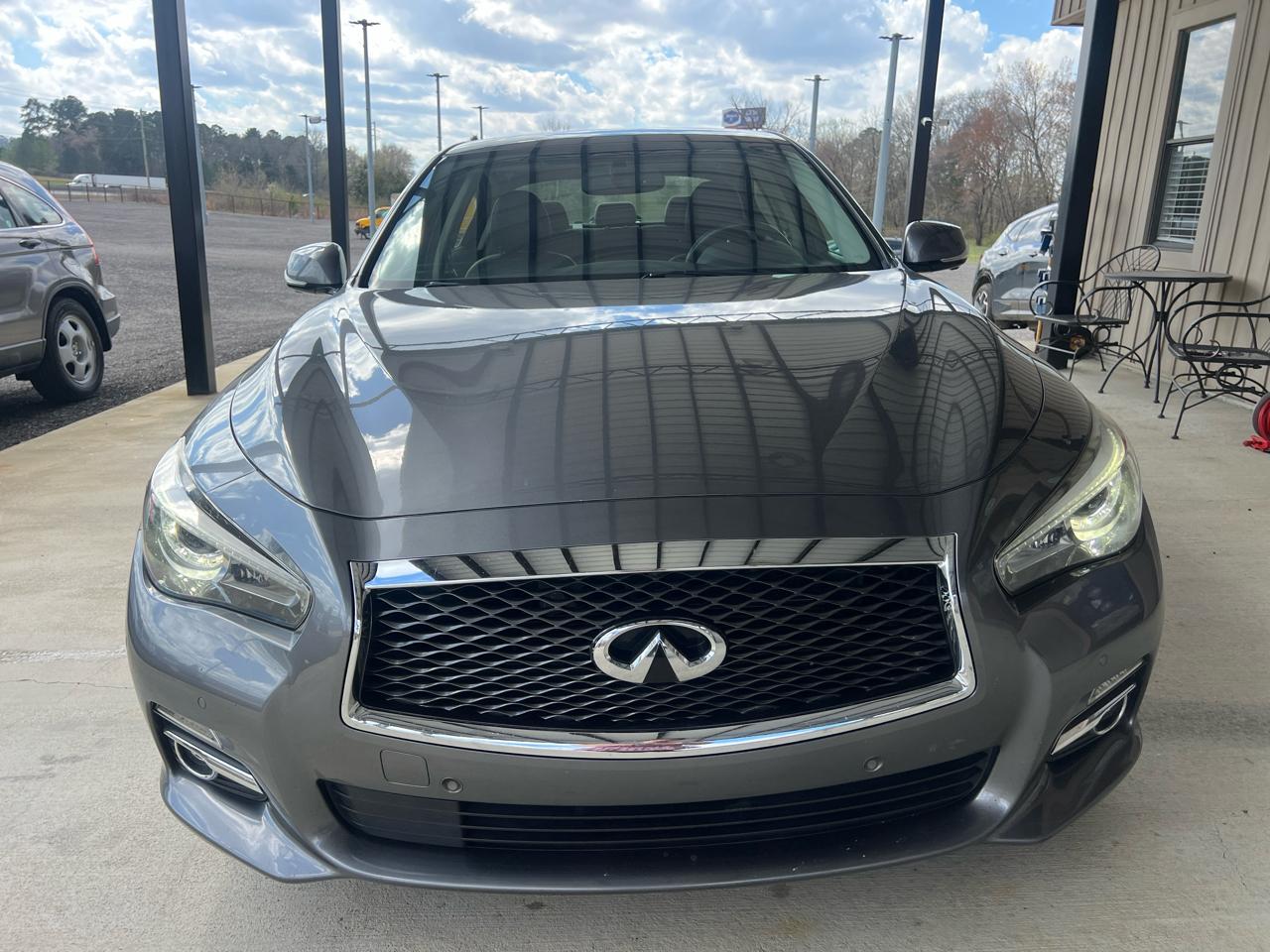Infiniti Q50  2016