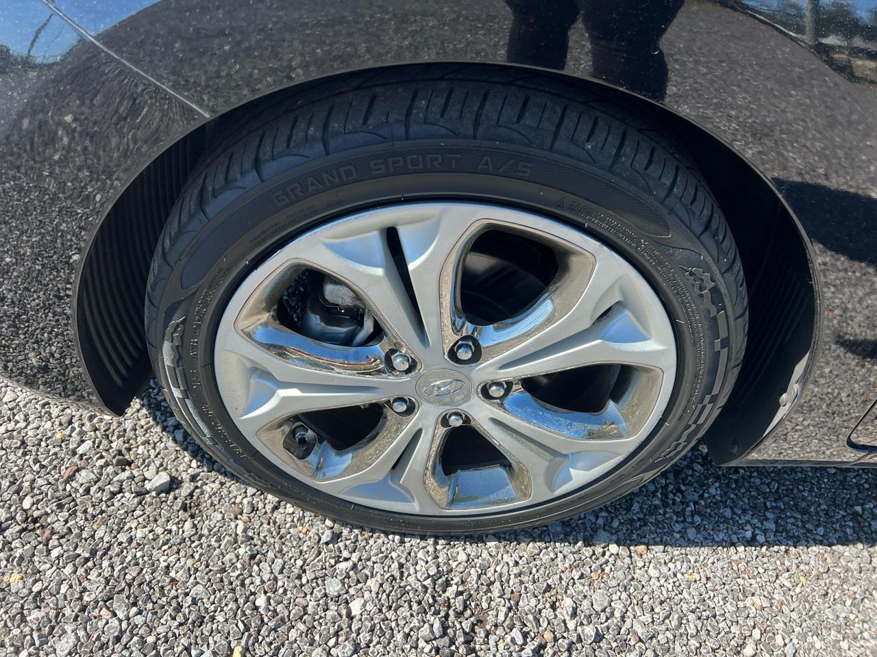 Hyundai Elantra GT  2013