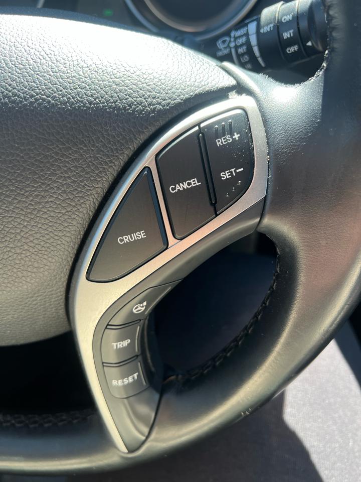 Hyundai Elantra GT  2013