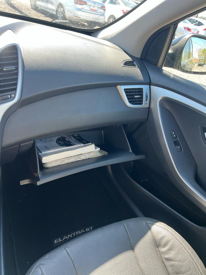 Hyundai Elantra GT  2013