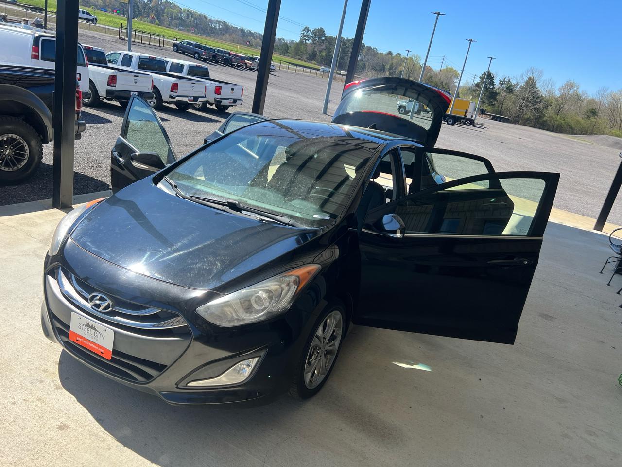 Hyundai Elantra GT  2013