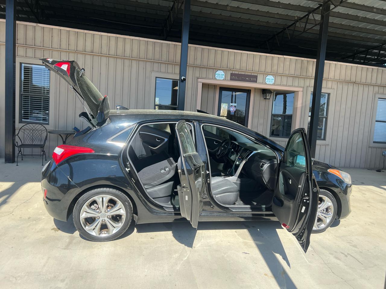 Hyundai Elantra GT  2013