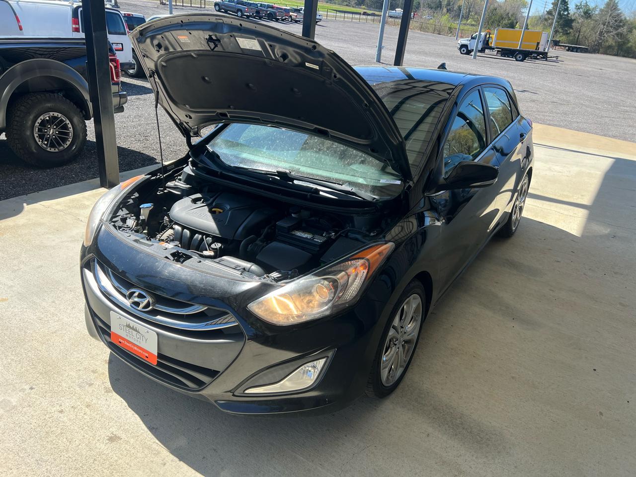 Hyundai Elantra GT  2013