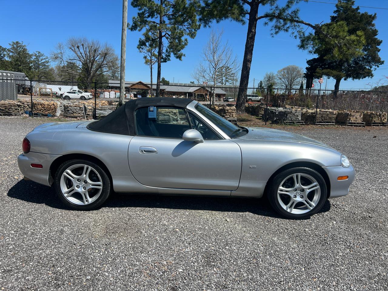 Mazda MX-5 Miata  2005