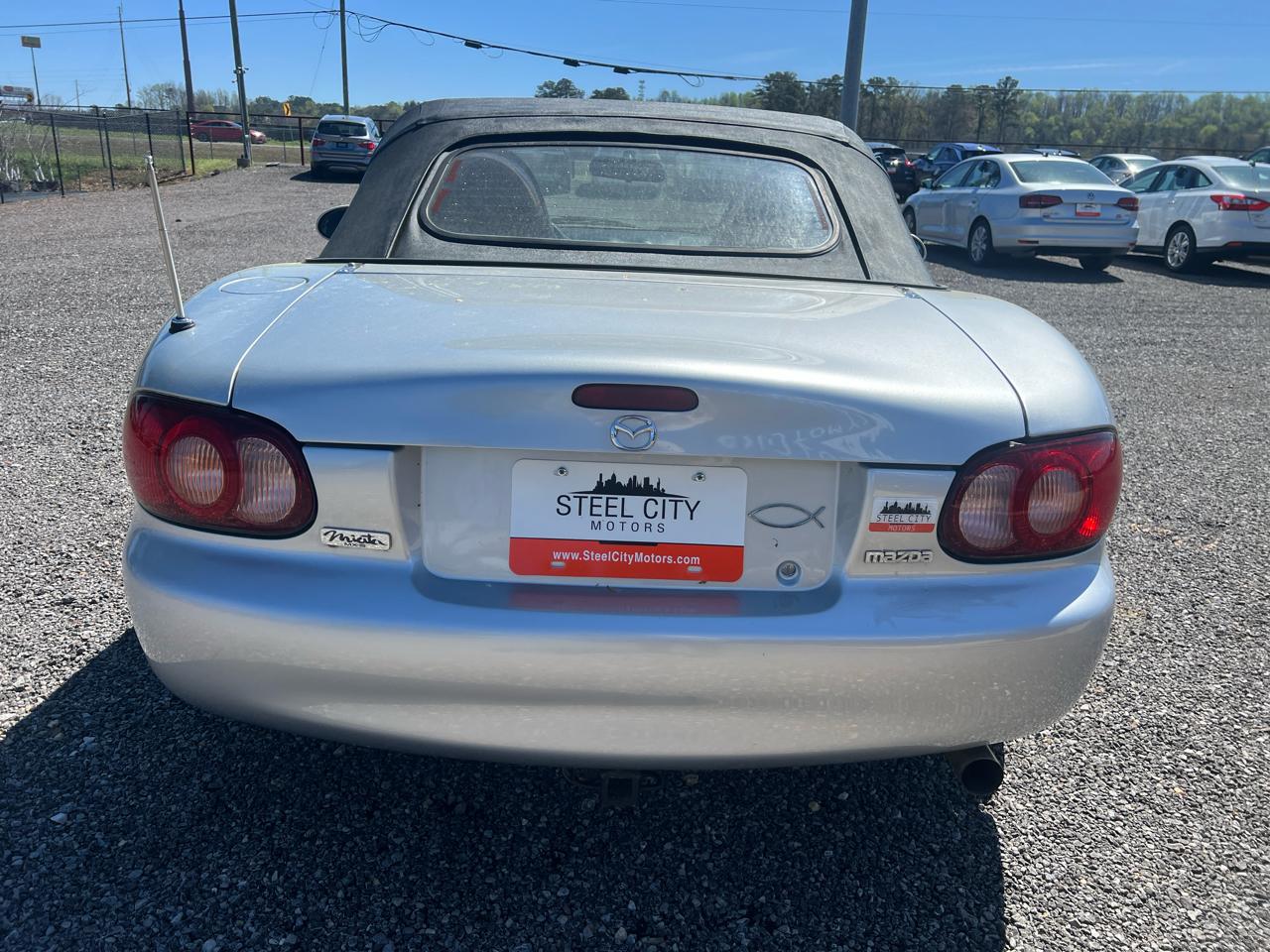 Mazda MX-5 Miata  2005