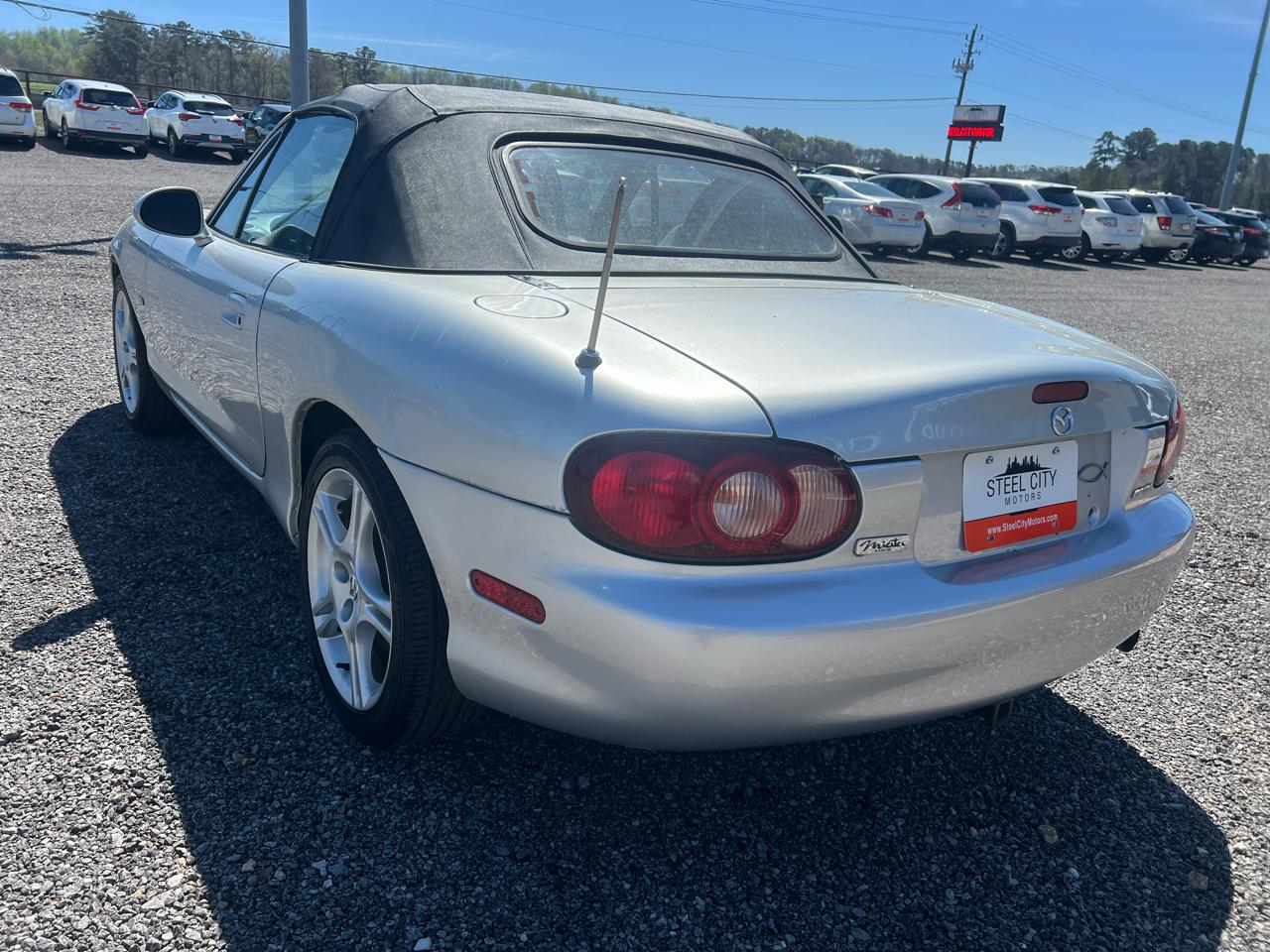 Mazda MX-5 Miata  2005