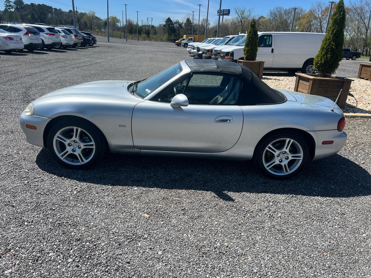 Mazda MX-5 Miata  2005