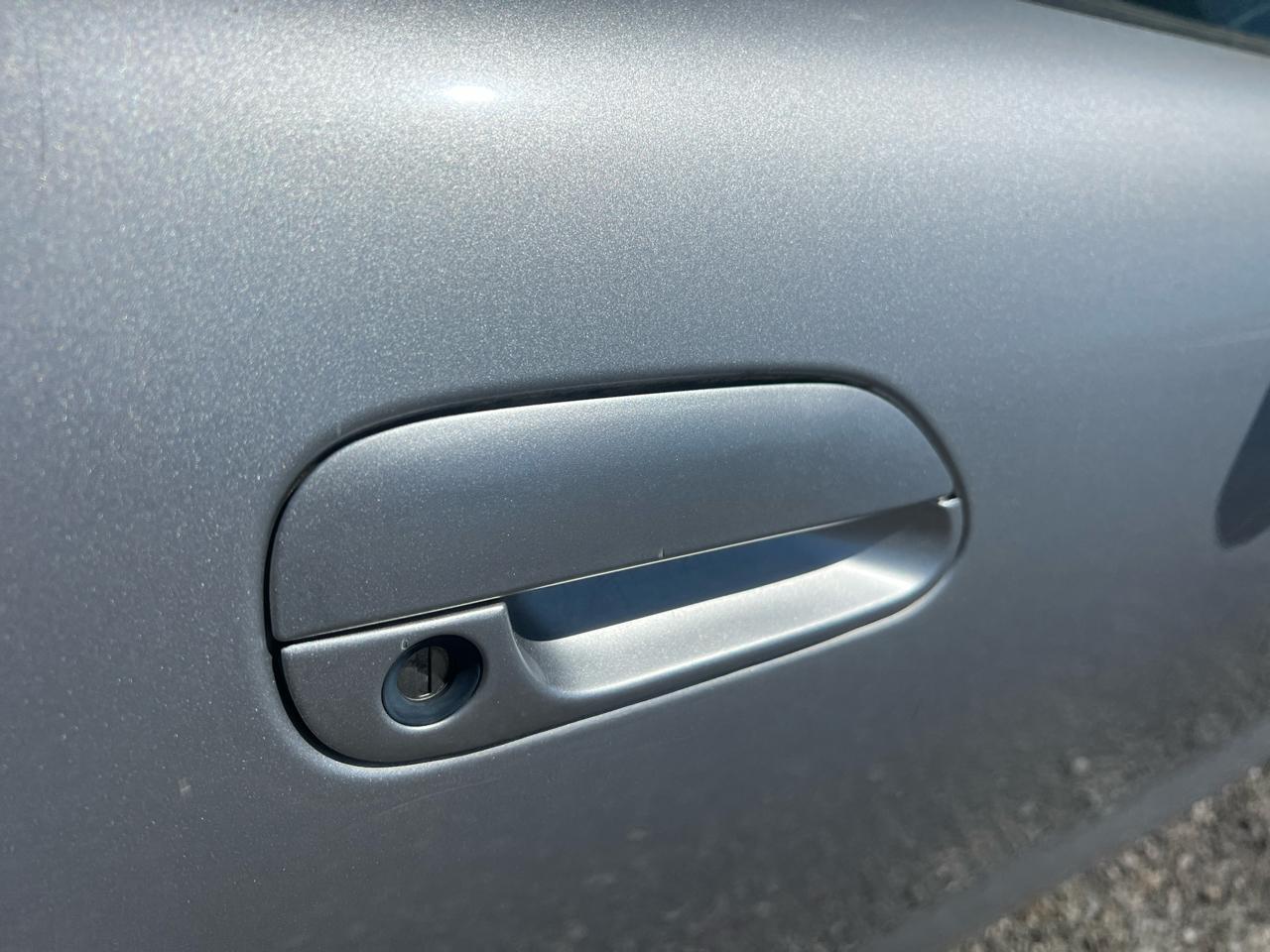 Mazda MX-5 Miata  2005