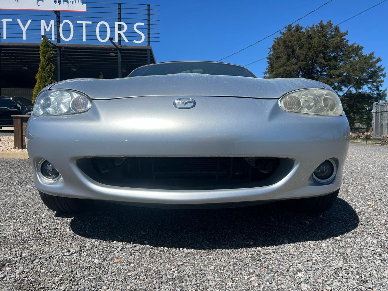 Mazda MX-5 Miata  2005