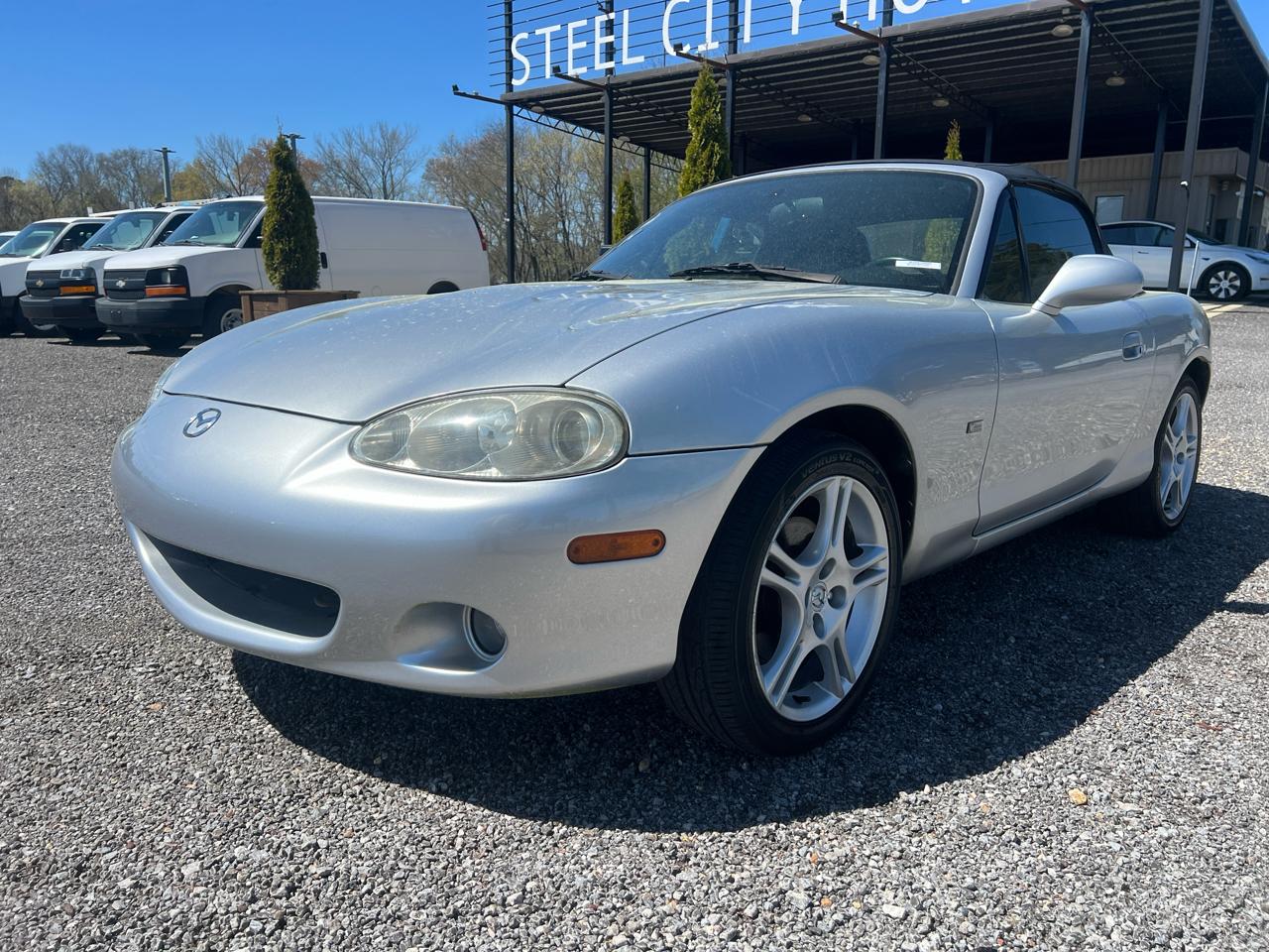 Mazda MX-5 Miata  2005
