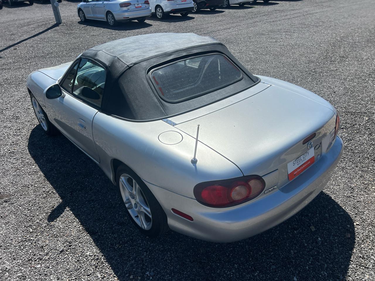 Mazda MX-5 Miata  2005