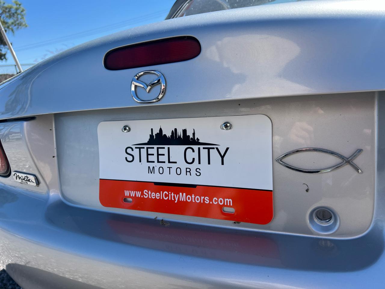 Mazda MX-5 Miata  2005