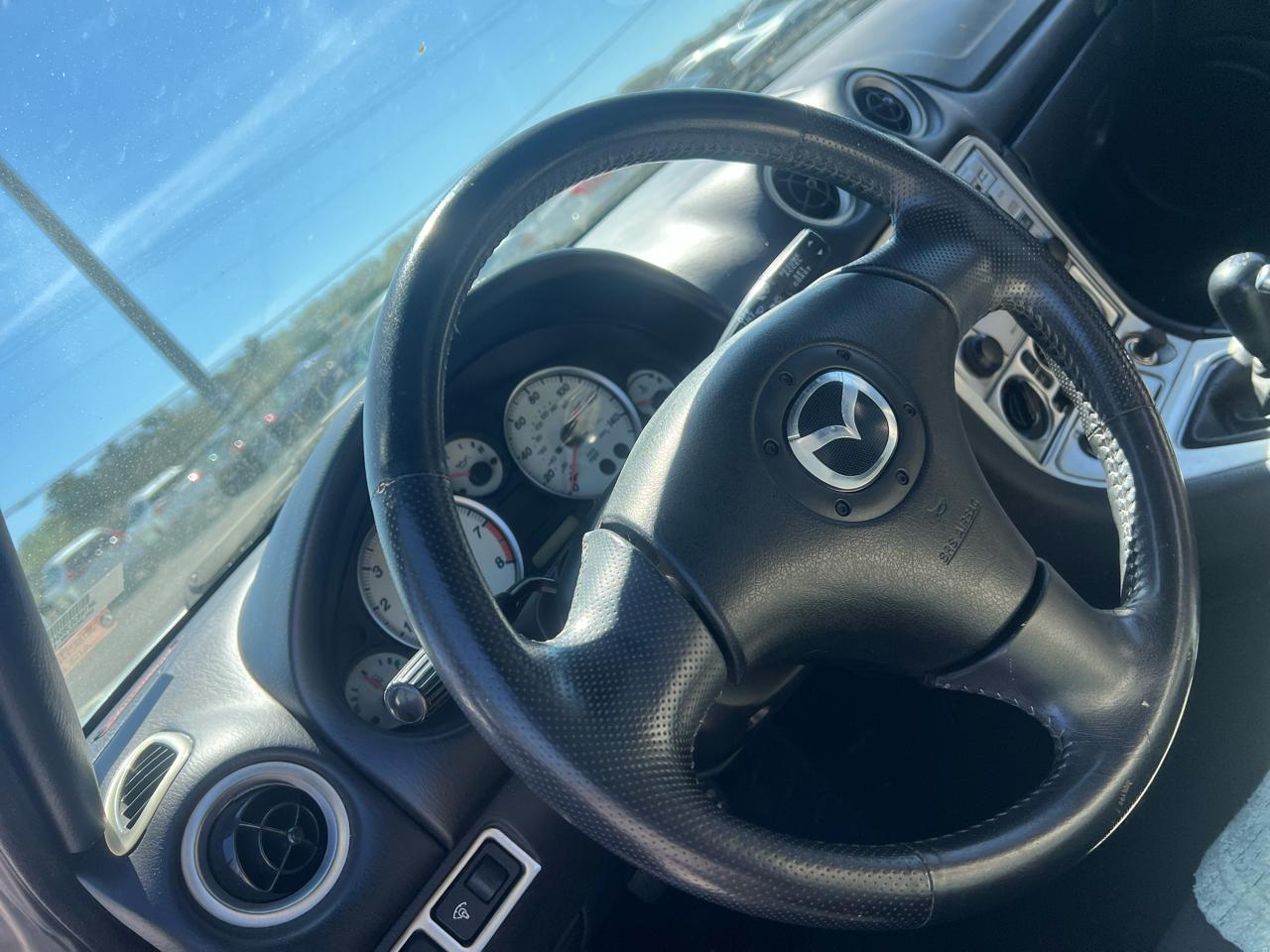 Mazda MX-5 Miata  2005