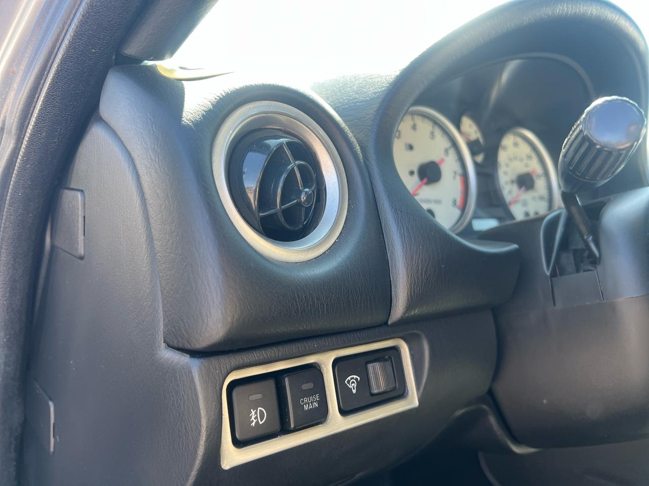 Mazda MX-5 Miata  2005