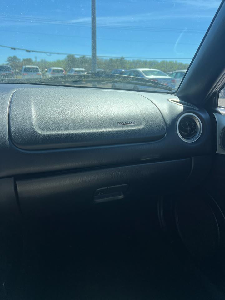 Mazda MX-5 Miata  2005