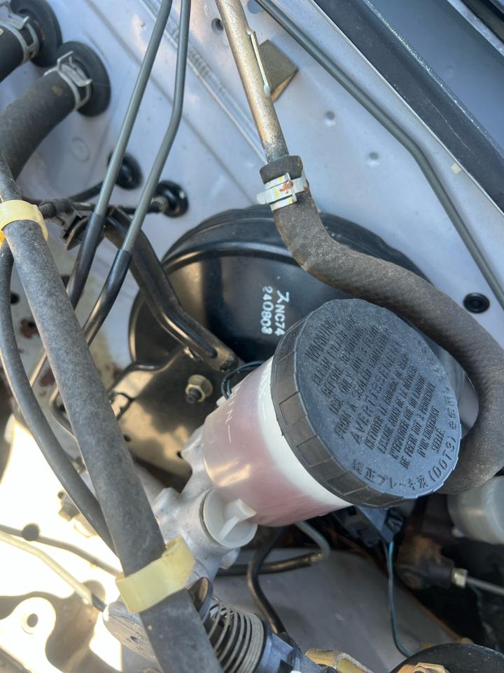 Mazda MX-5 Miata  2005