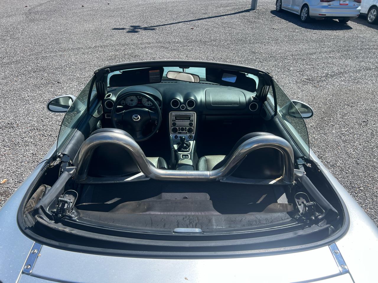 Mazda MX-5 Miata  2005