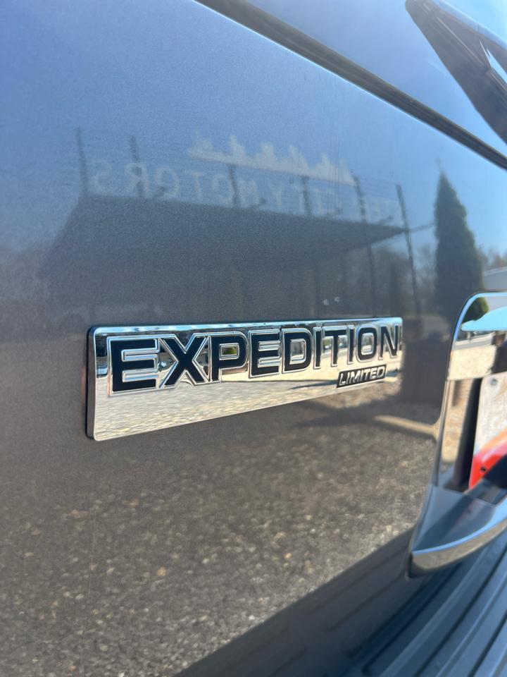 Ford Expedition  2011