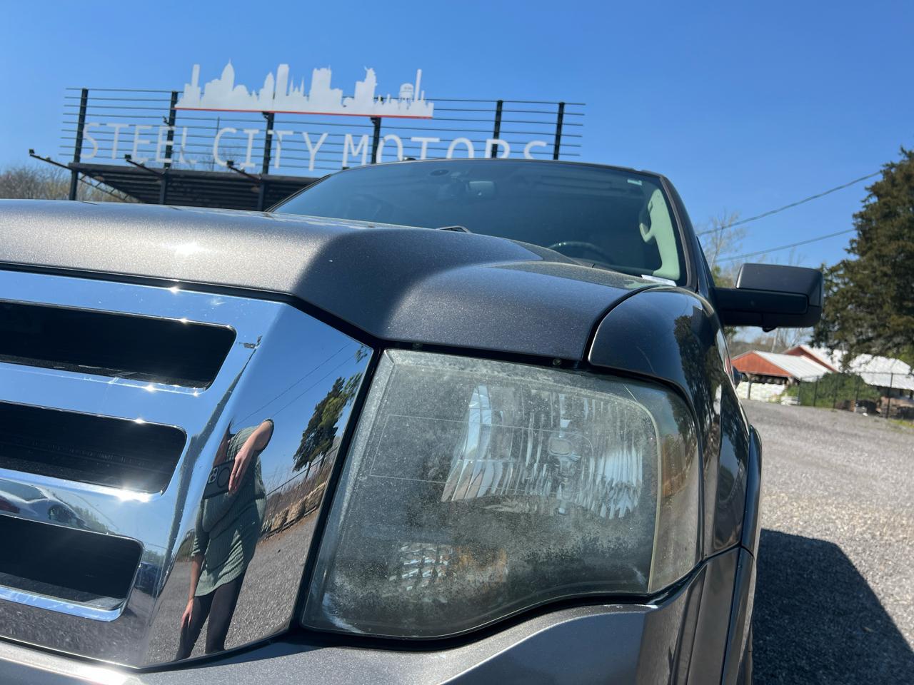 Ford Expedition  2011