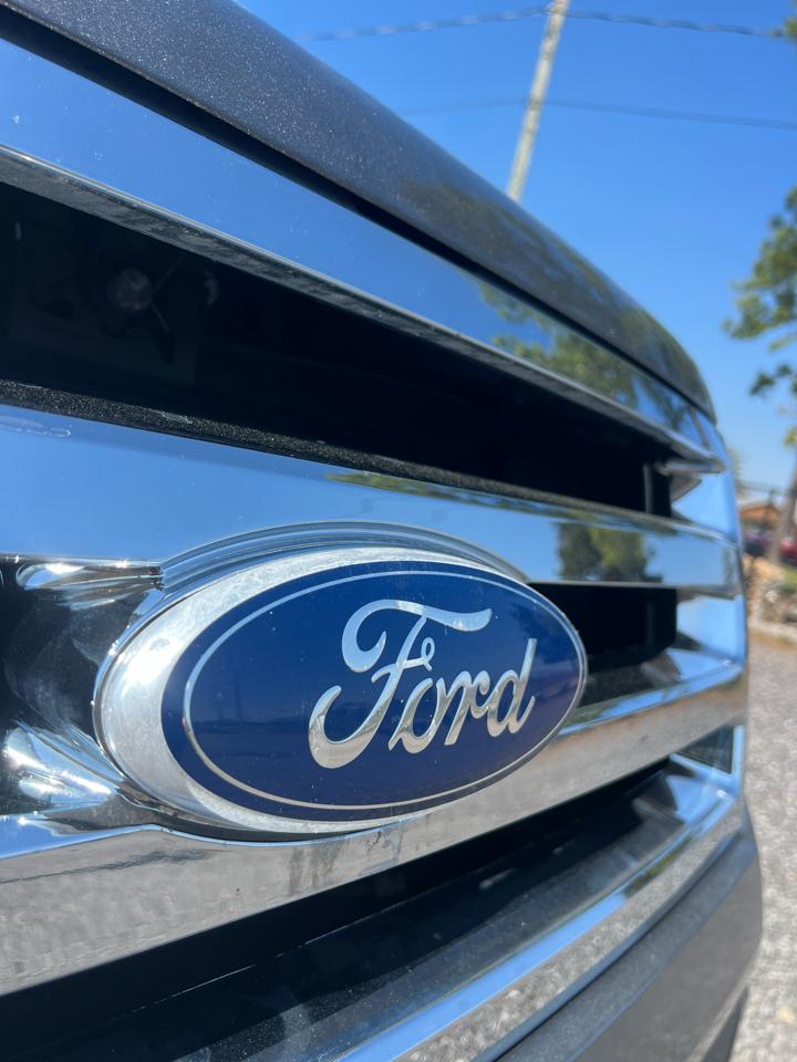 Ford Expedition  2011