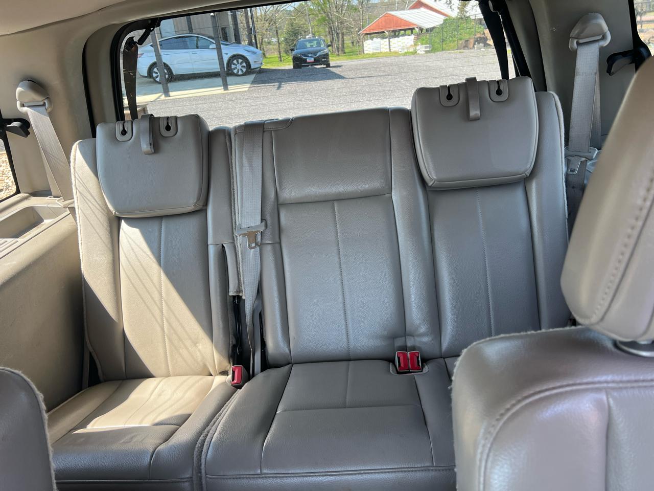 Ford Expedition  2011