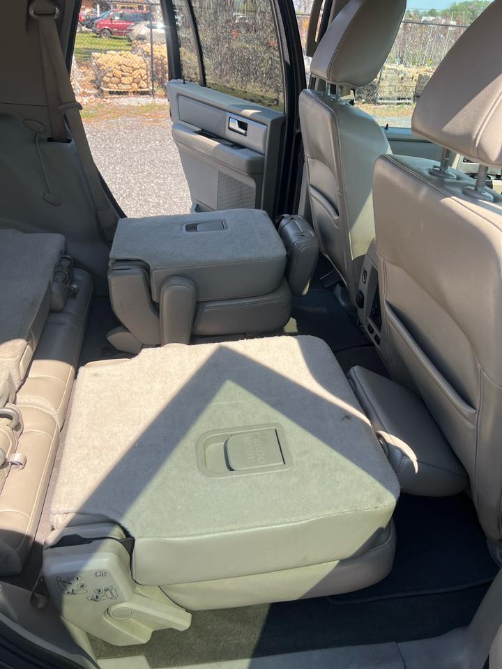 Ford Expedition  2011