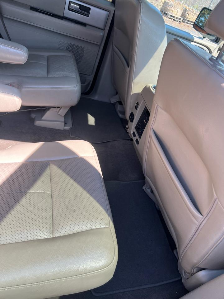 Ford Expedition  2011