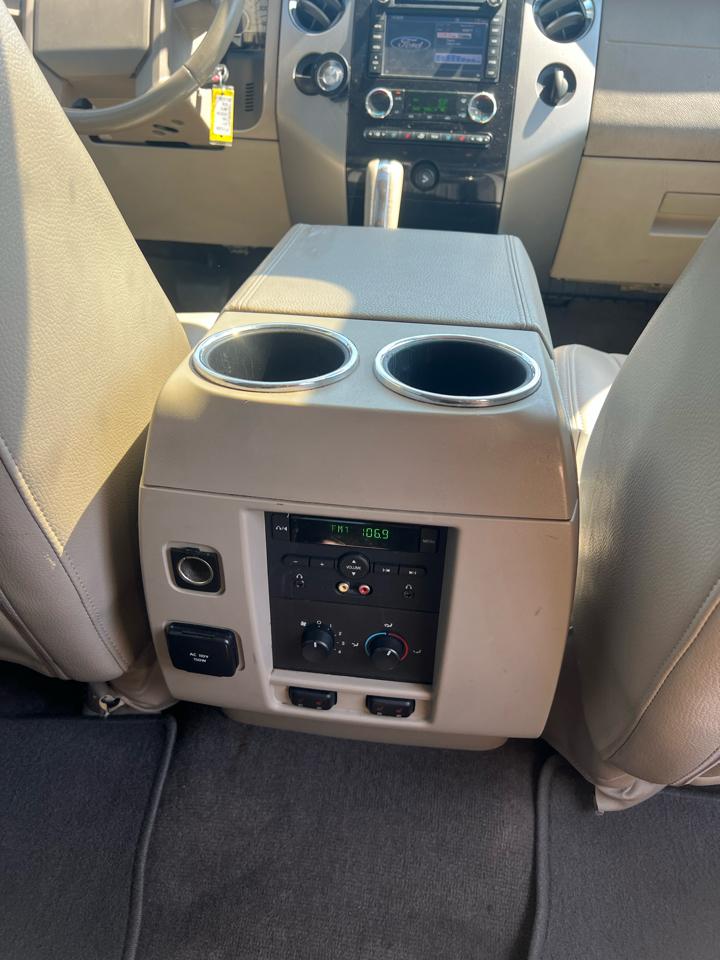 Ford Expedition  2011