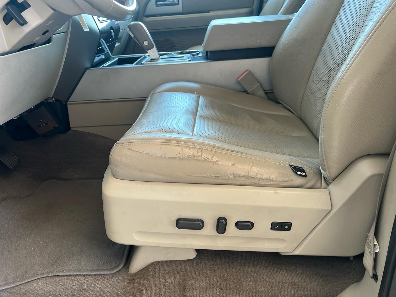 Ford Expedition  2011