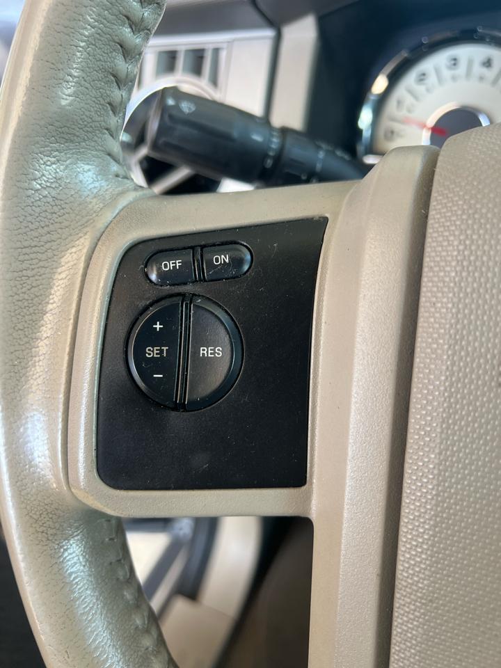 Ford Expedition  2011