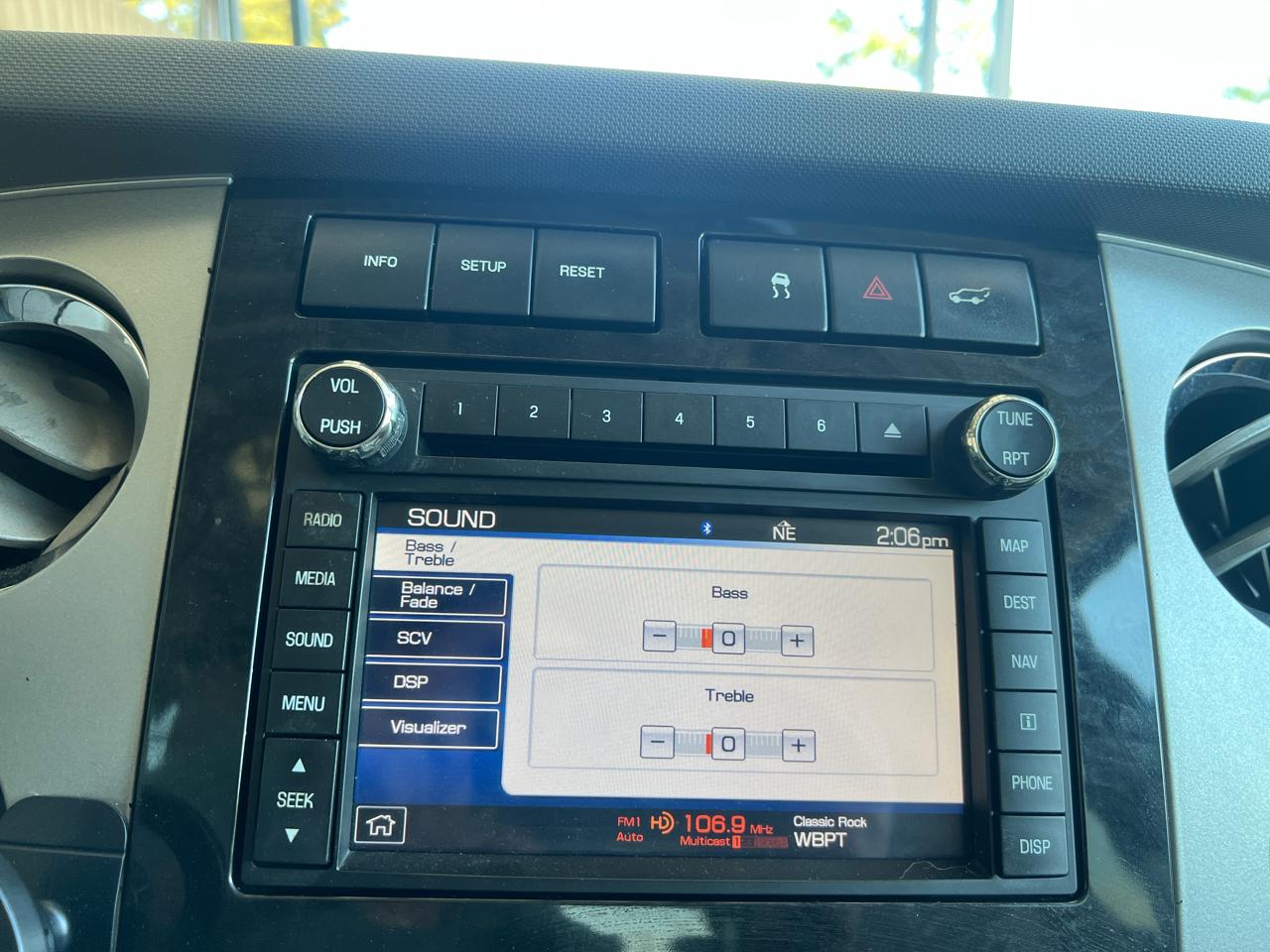 Ford Expedition  2011