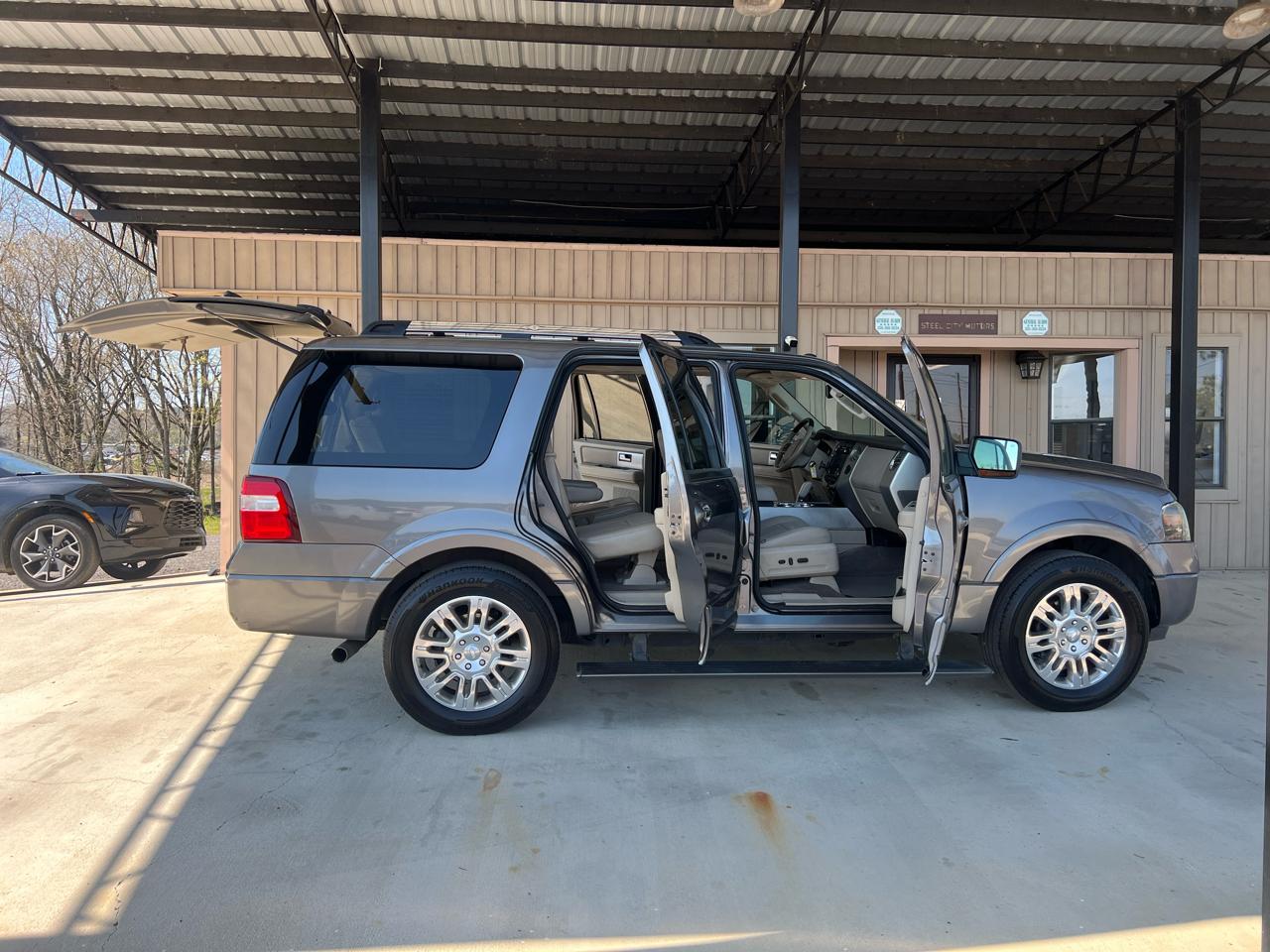 Ford Expedition  2011