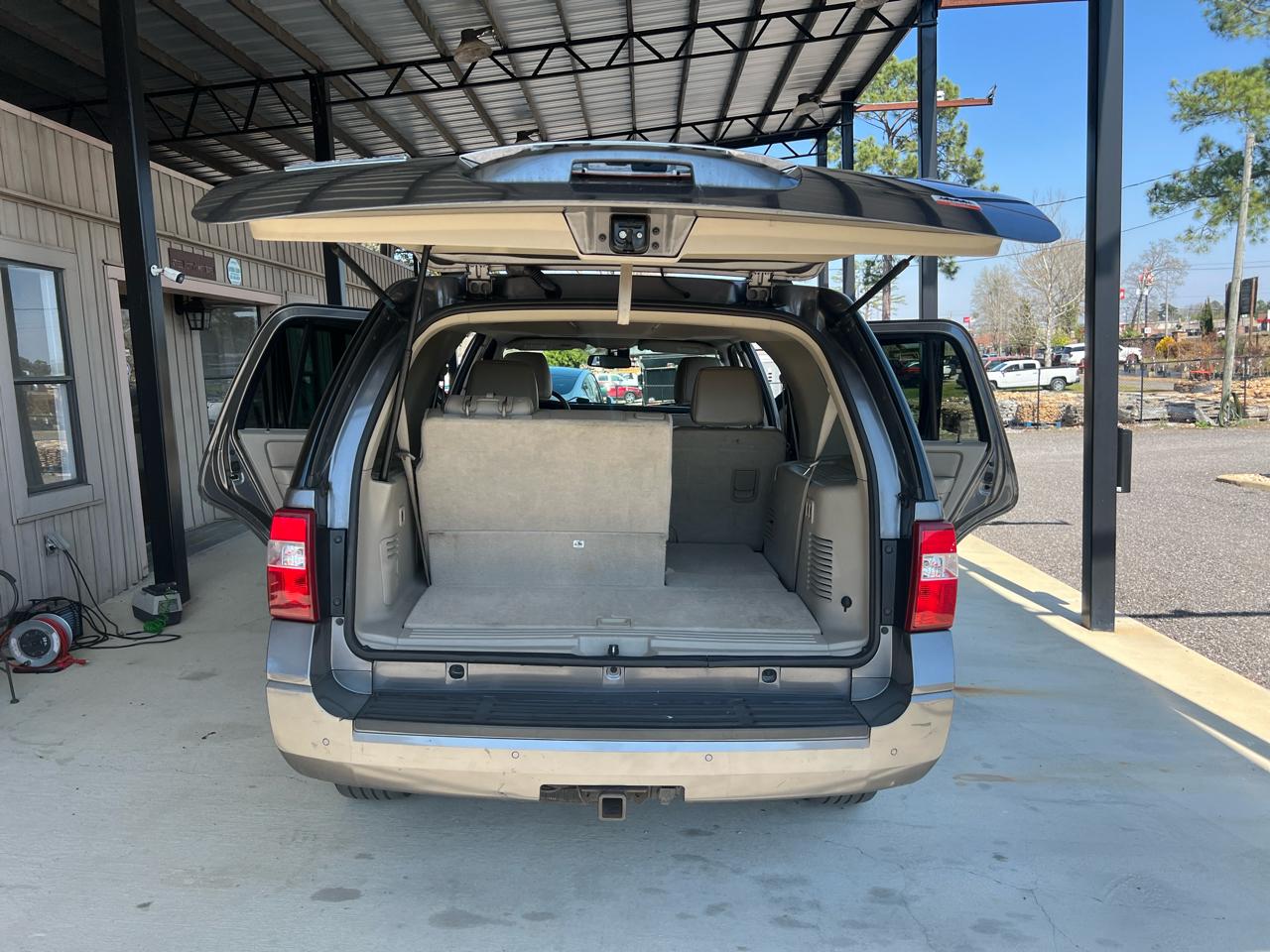 Ford Expedition  2011