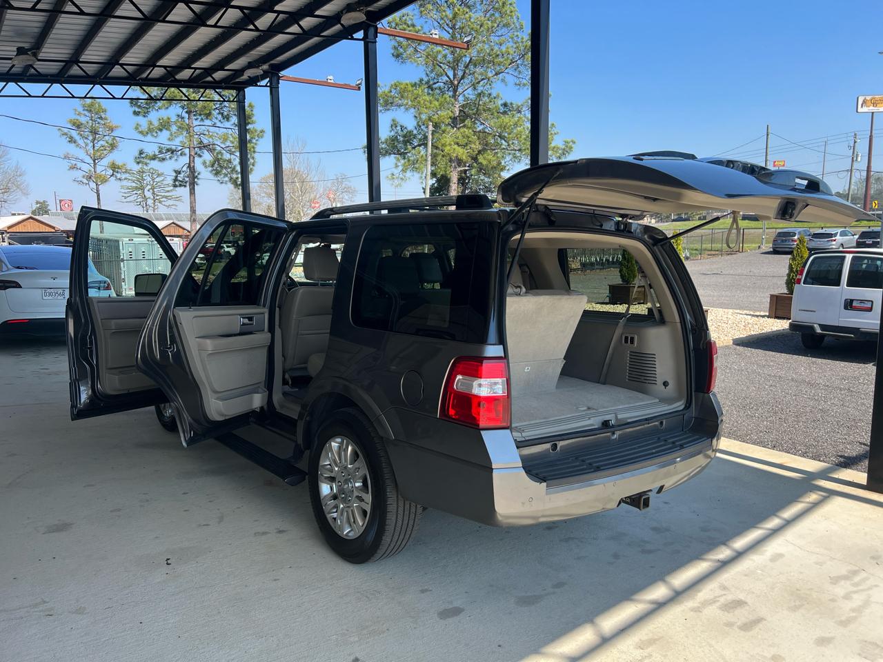 Ford Expedition  2011