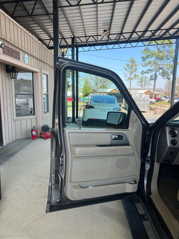 Ford Expedition  2011