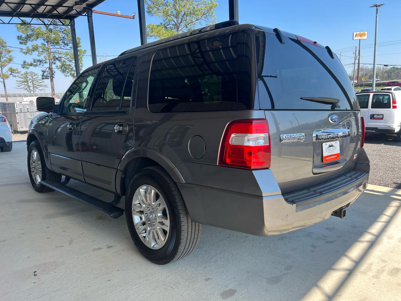 Ford Expedition  2011