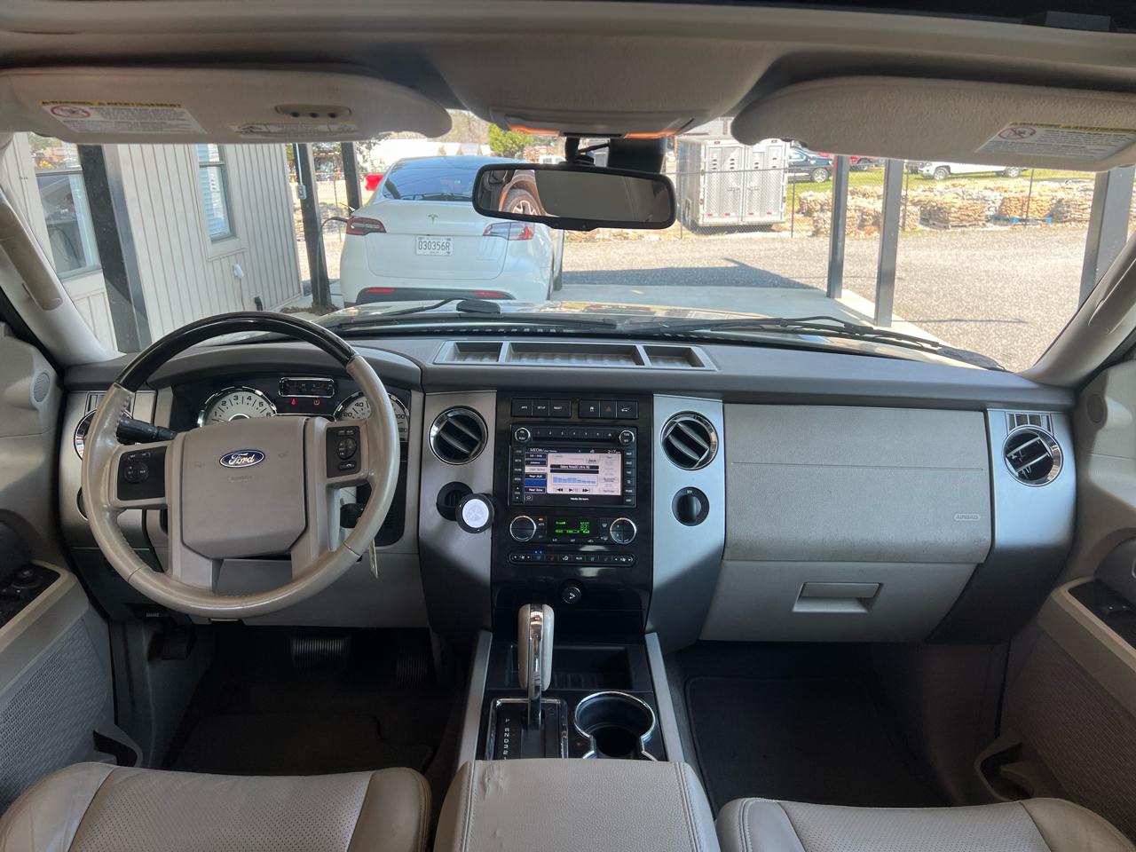 Ford Expedition  2011